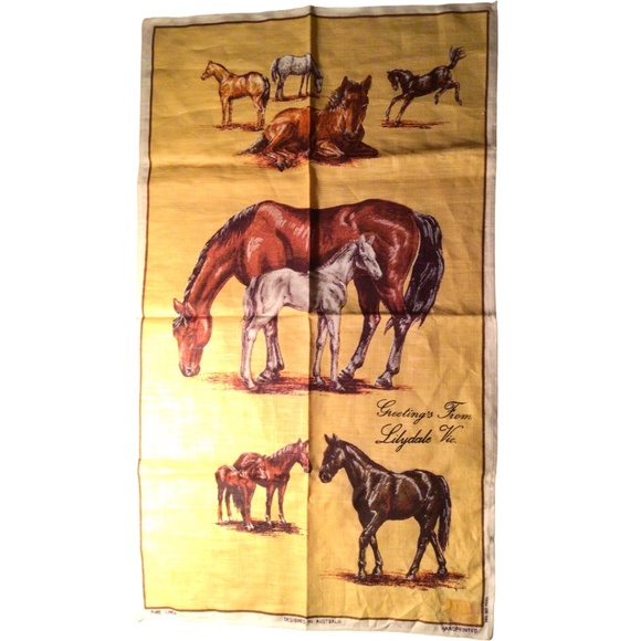 Vintage horse print kitchen cloth. 100% linen. - Picture 3 of 14
